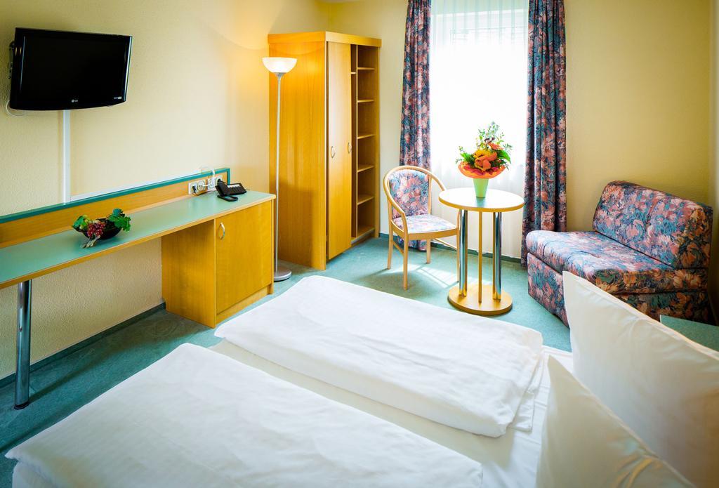 Apart Hotel Weimar ภายนอก รูปภาพ