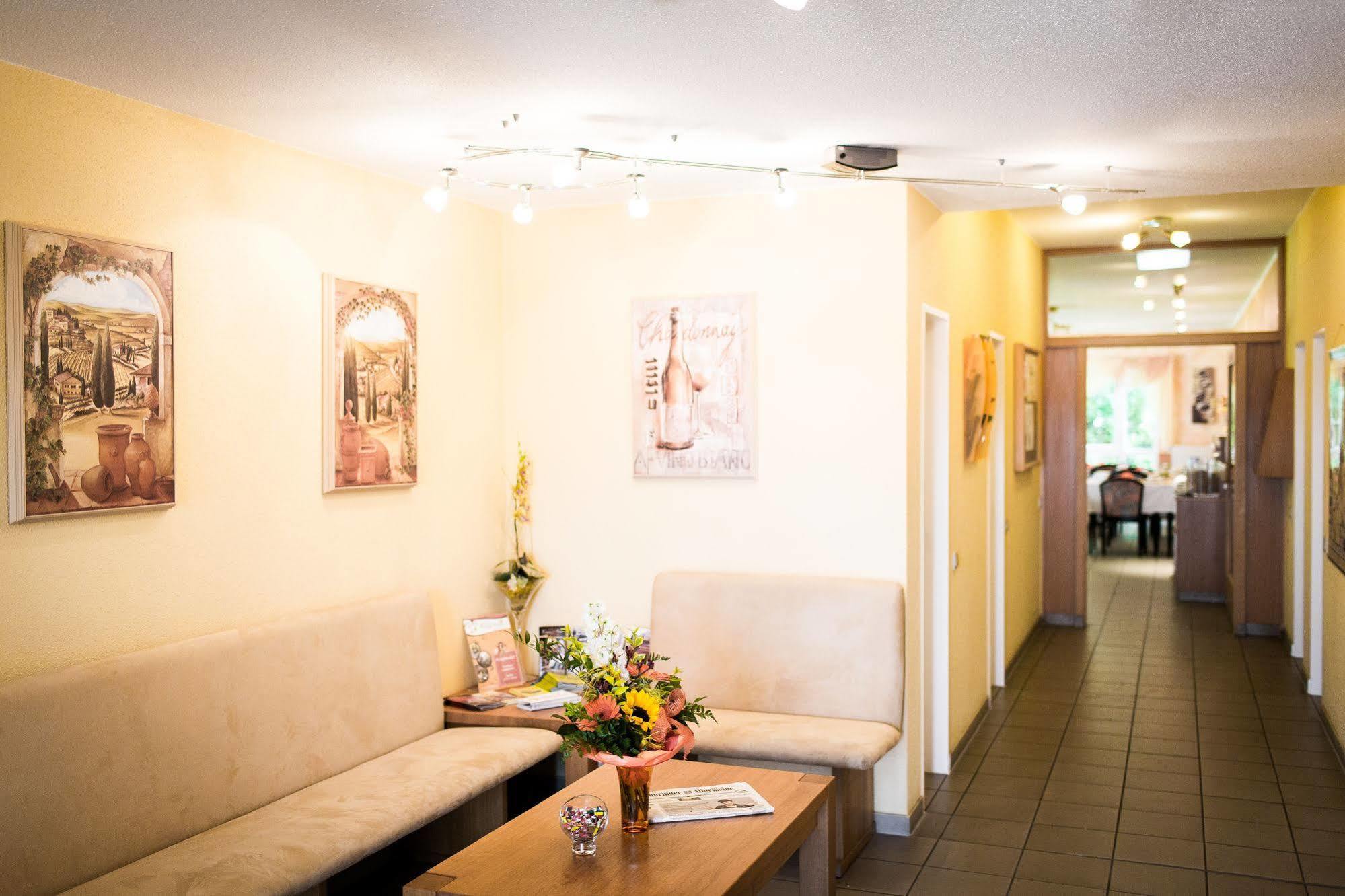 Apart Hotel Weimar ภายนอก รูปภาพ