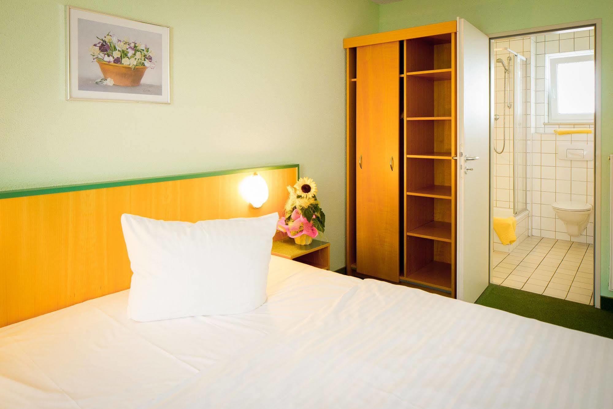 Apart Hotel Weimar ภายนอก รูปภาพ