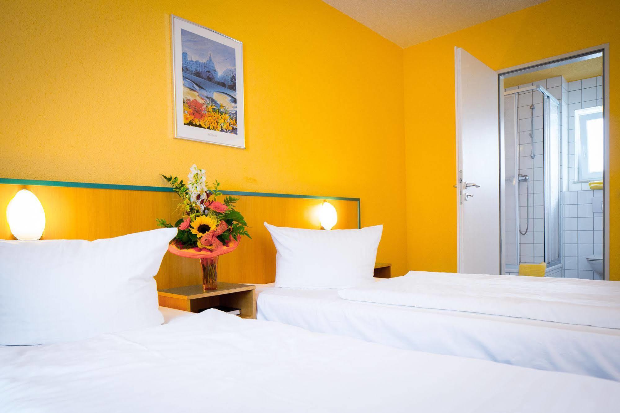 Apart Hotel Weimar ภายนอก รูปภาพ