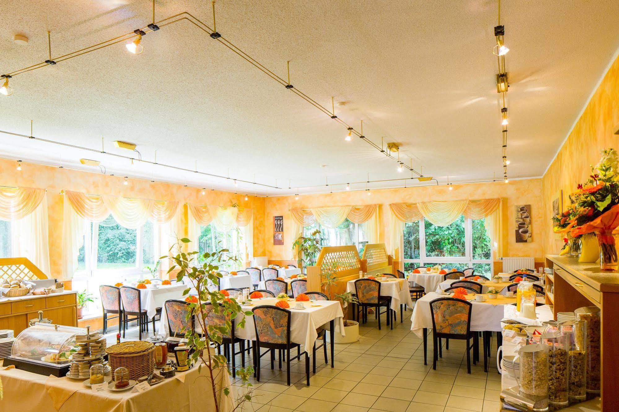 Apart Hotel Weimar ภายนอก รูปภาพ